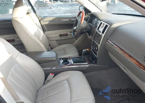 2010 Chrysler 300C Awd from USA, damaged, VIN 2C3CK6CT9AH115522